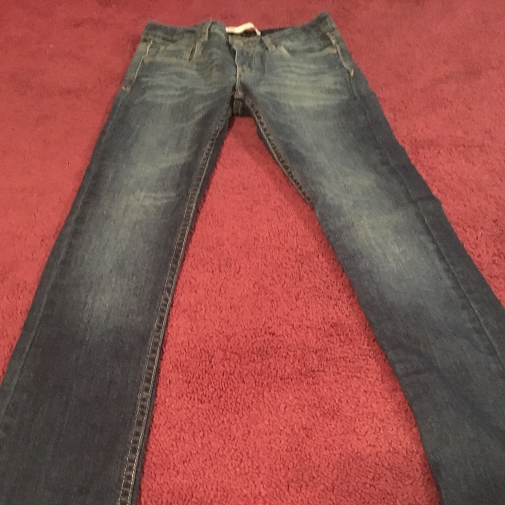 Levi’s Jeans Girls Size 10 NWOT. Never Worn.